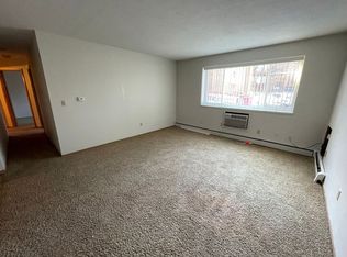 2030 1st Ave NE #200, Cedar Rapids, IA 52402
