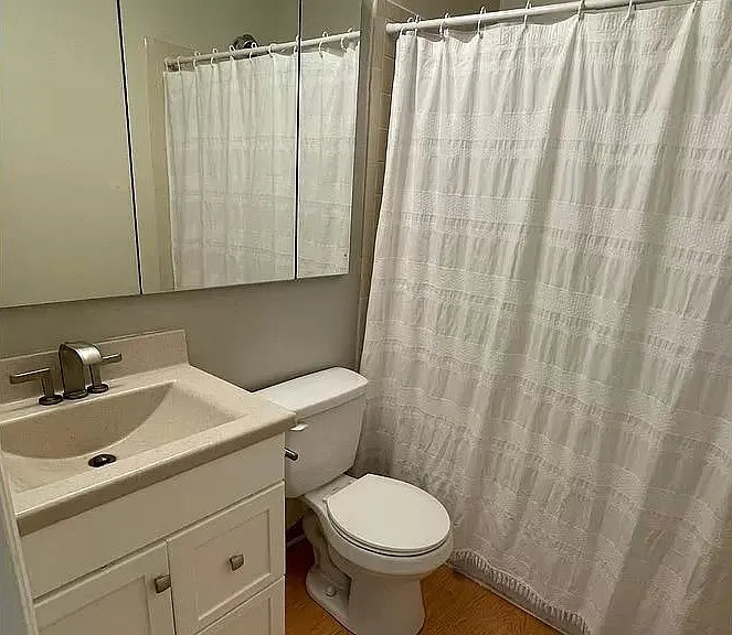 1237 Elder Ave #10 — Photo 12