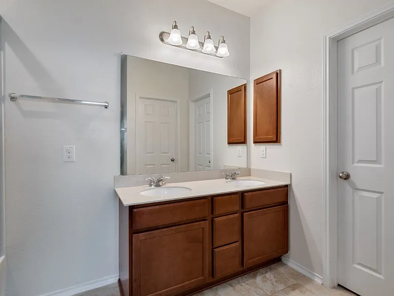 7712 Peccary Dr — Photo 23
