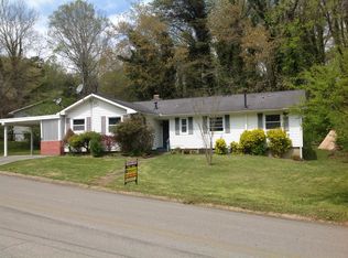 116 Taylor Rd, Oak Ridge, TN 37830