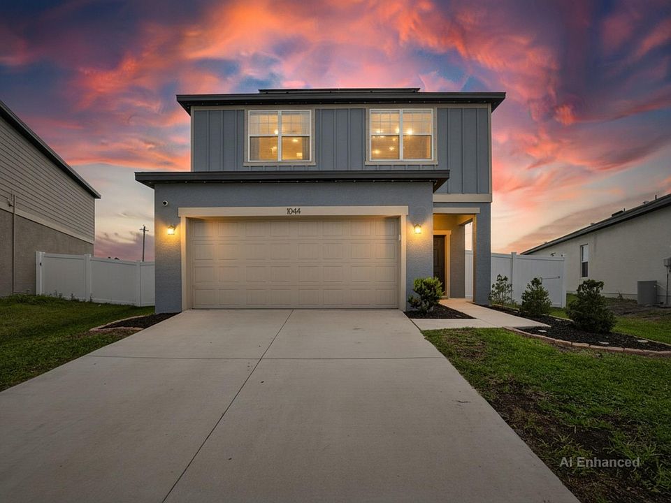 1st image of 1044 Kelly Fern Loop