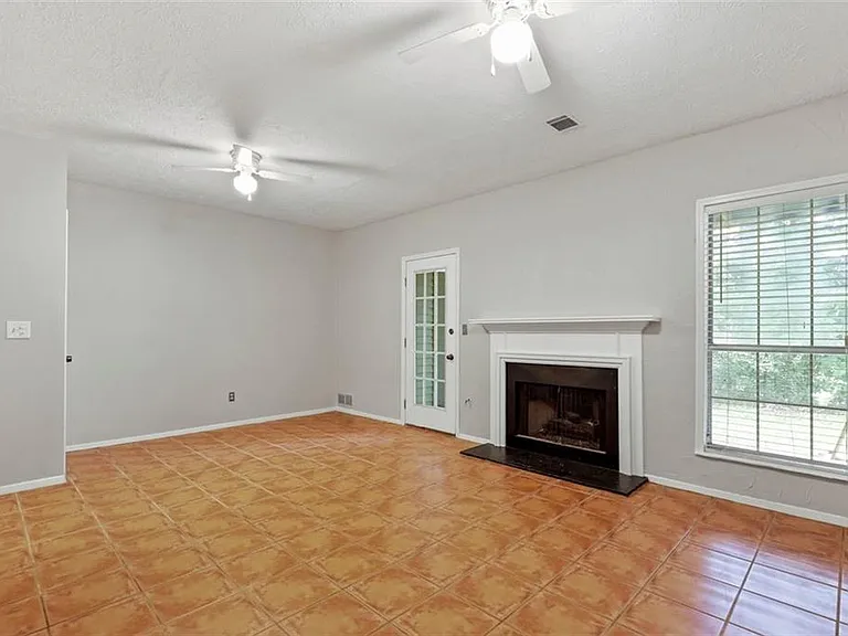 507 Wedgewood Way — Photo 17