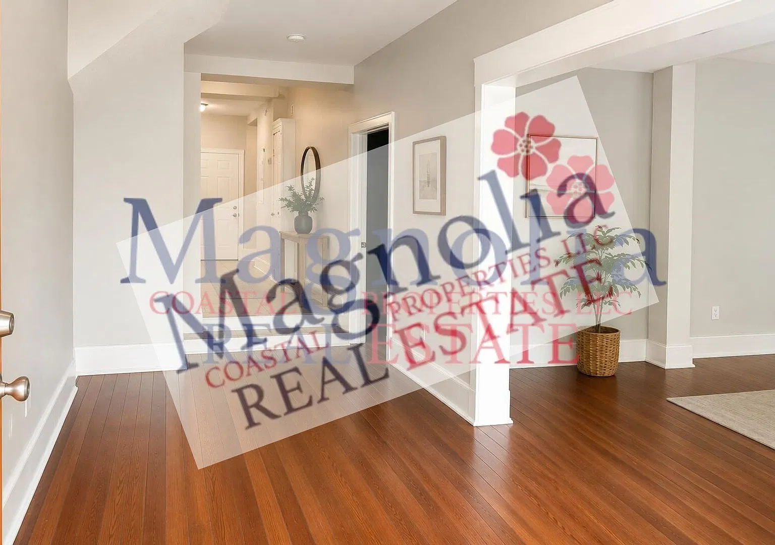 First floor 2 bedroom unit in the Heart of Downtown Savannah! — Photo 3