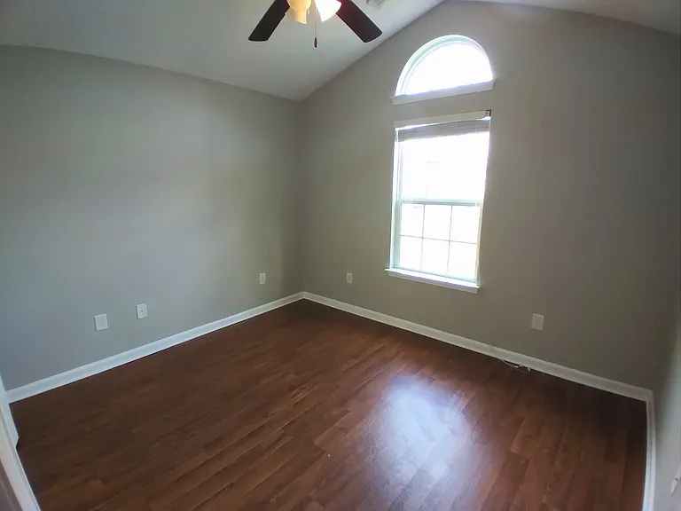 169 Woodland Park Loop — Photo 8