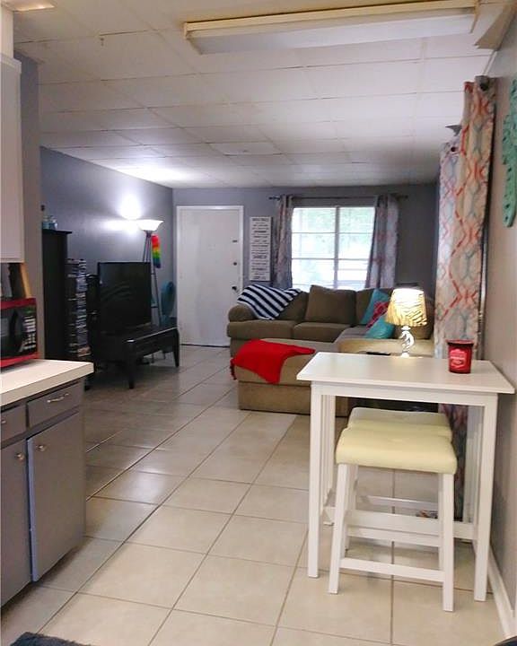 2nd image of 2600 Countiss Dr