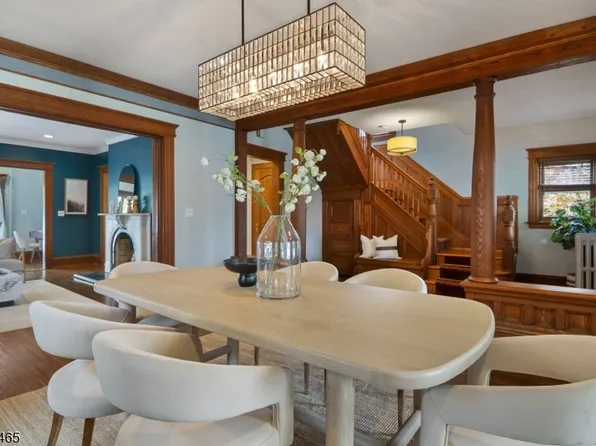 8 Thomas St, Caldwell Boro Twp., NJ 07006