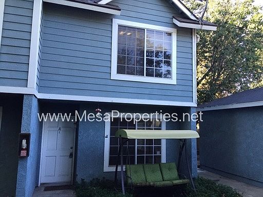 2nd image of 676 N 3rd Ave APT A