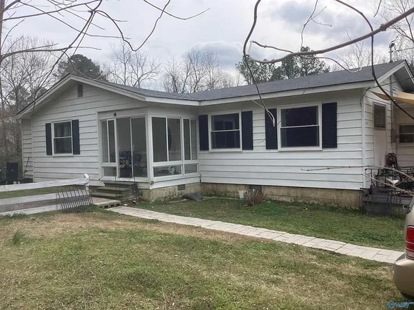 1710 Madison St SW, Hartselle, AL 35640