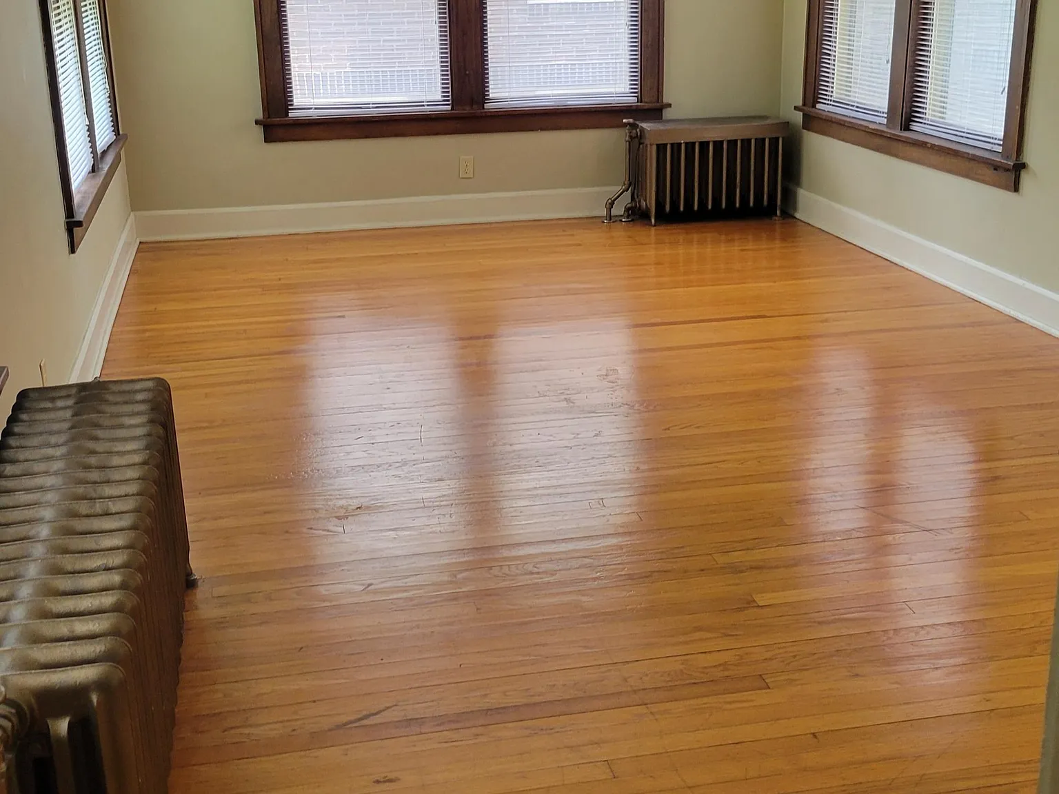 2 bed, 1126 sqft, $1,325 — Photo 2