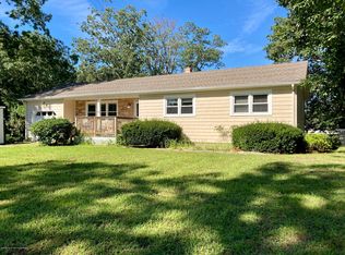 27 Pine Rd, Howell, NJ 07731