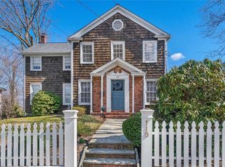 110 Nassau Rd, Huntington, NY 11743