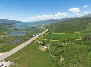 2 Lever Spring Rd, Alpine, WY 83128