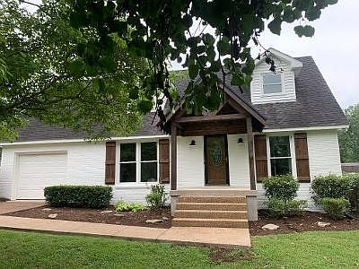 2nd image of 7516 Old Nashville Rd