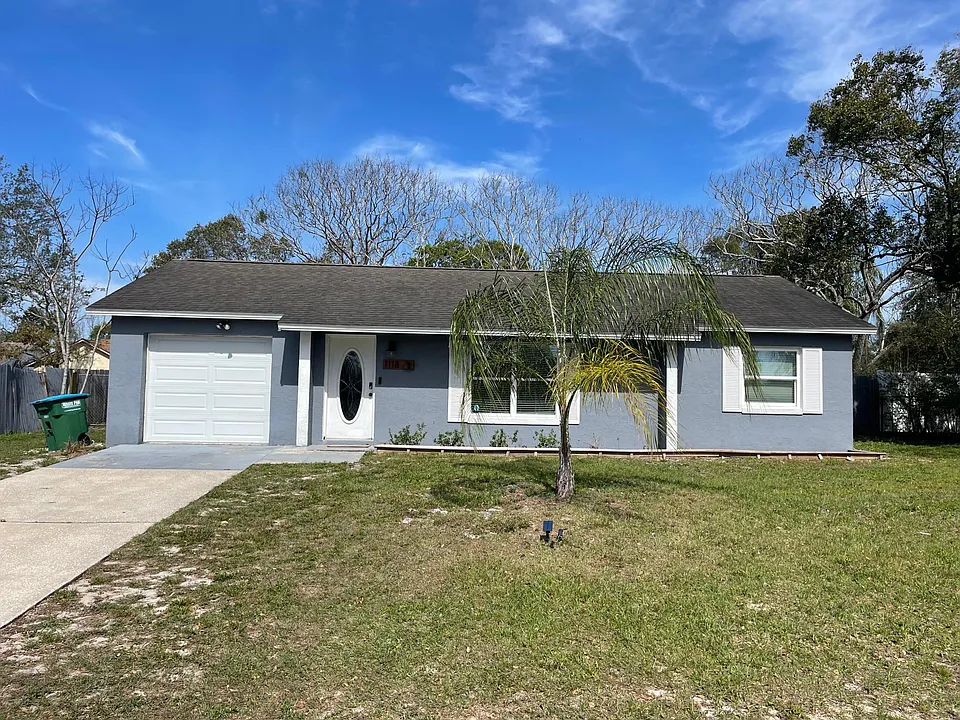 1118 Outlook Dr