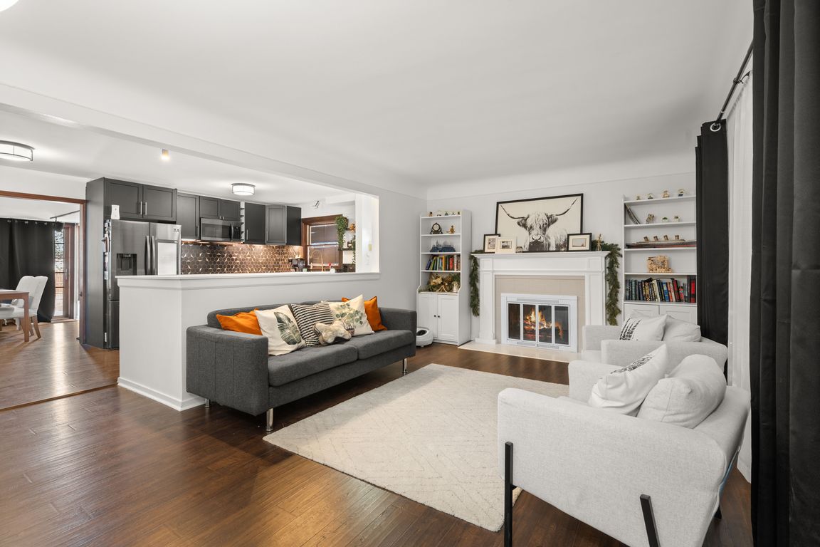 next background image