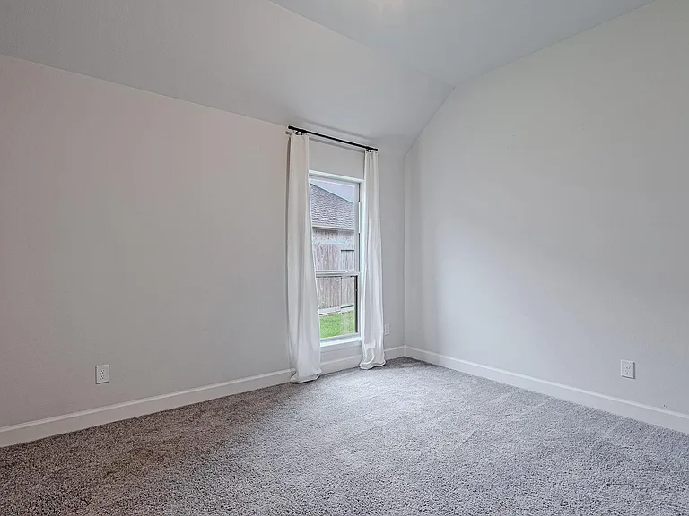 4002 Maple Glen Dr — Photo 26