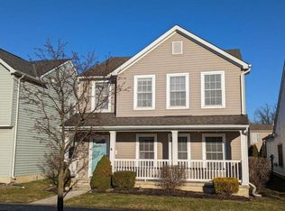 8682 Prairie Frost Ln, Lewis Center, OH