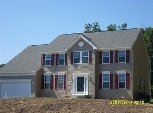 1234 Coventry Ct, Fayetteville, PA 17222
