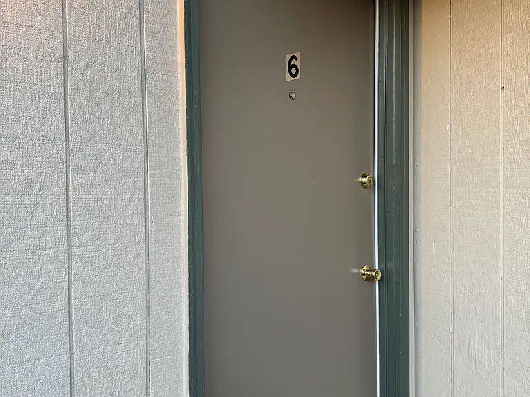 1903 Dorothy St #6 — Photo 1