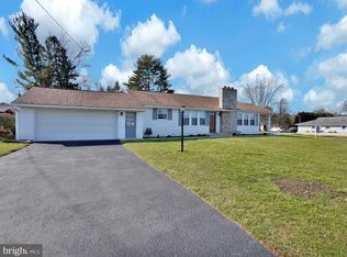 3560 Sycamore Rd, Dover, PA 17315