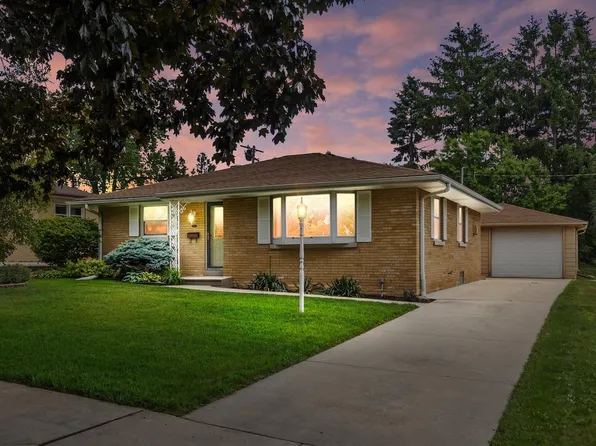 935 Virginia STREET, Racine, WI 53405