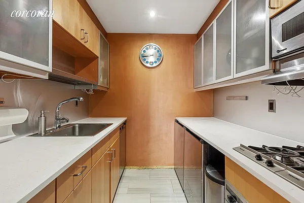 Rented by Corcoran | media 14