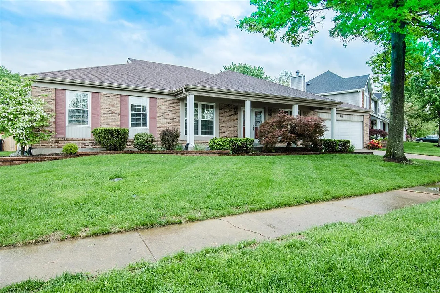 5911 Royal Country Ct photo 1