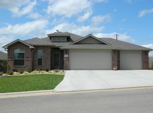 1139 Heather Ln, Webb City, MO 64870