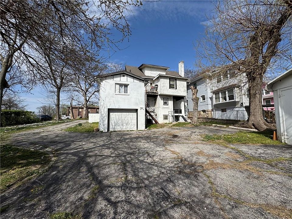 2nd image of 3 McGrew Grv