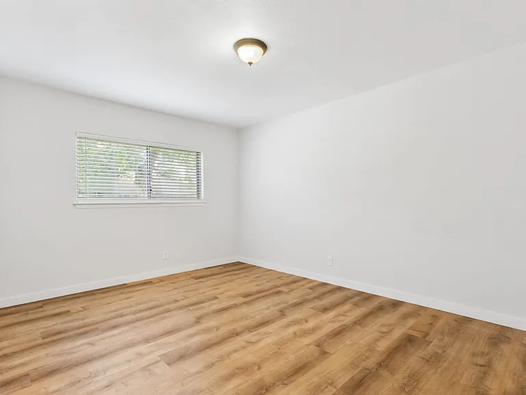 8643 Bristlecone St — Photo 19