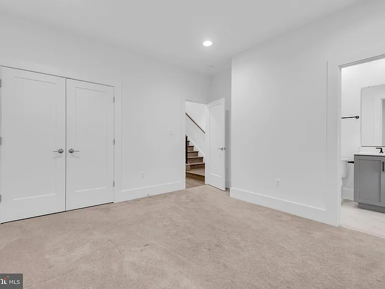 11366 Emerald Park Rd — Photo 37