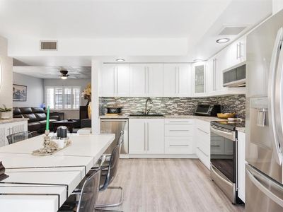 5220 Las Verdes #118, Delray Beach, FL, 33484