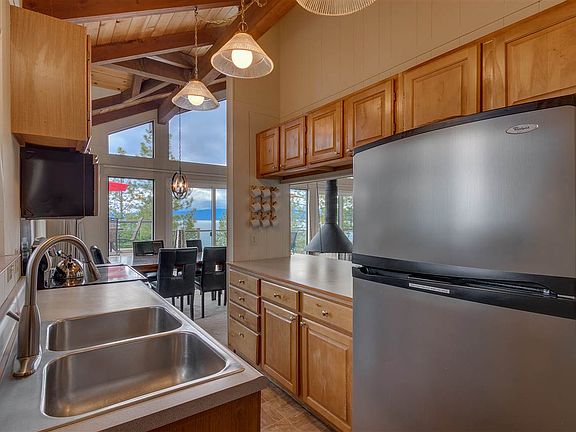 5th image of 446 Sunrise Ct