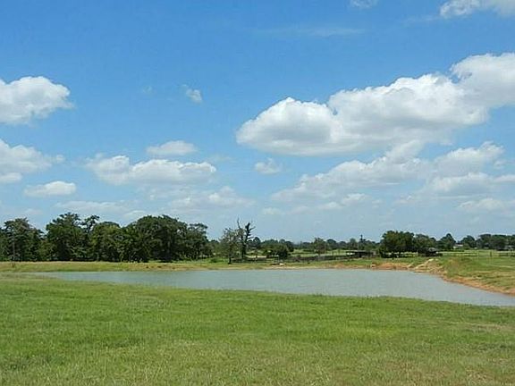 3rd image of 27185 Muckelroy Rd