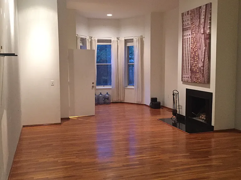1424 Q St NW #1 — Photo 28