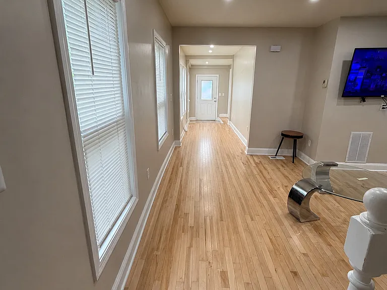 1440 N Main St — Photo 13