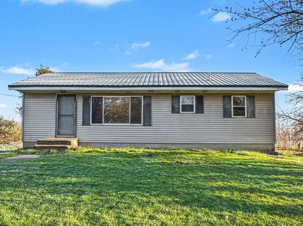 24962 Dewey Lake St, Dowagiac, MI 49047