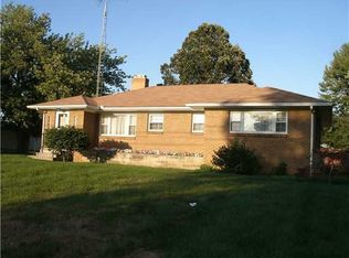 903 S Coy Rd, Oregon, OH 43616