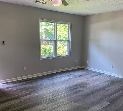 3rd image of 6609 Selman Dr