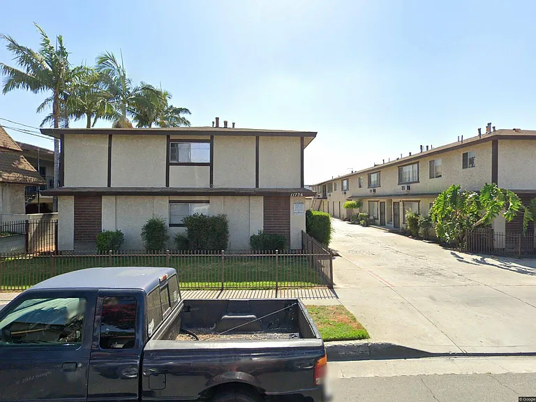 11736 Coldbrook Ave #A — Photo 1