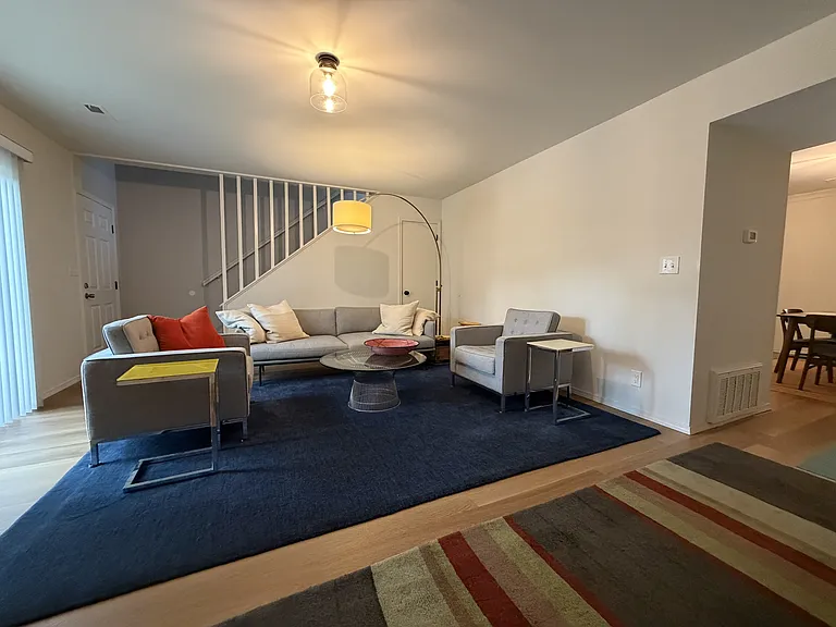 2213 N Crossover Rd #1 — Photo 10