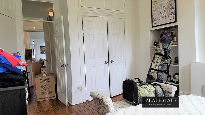 Rented by ZealEstate Group Inc | media 43