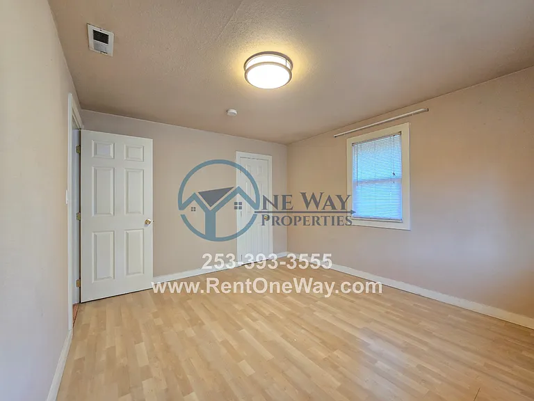 25502 Mountain Hwy E — Photo 20
