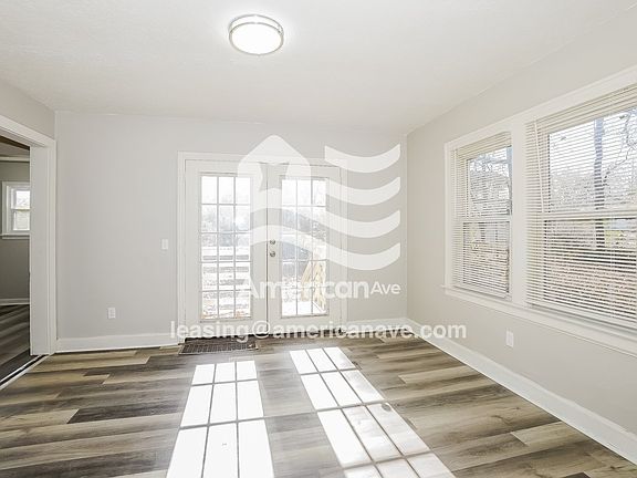 1545445_005_wm_-_dining_room_13339164.jpg