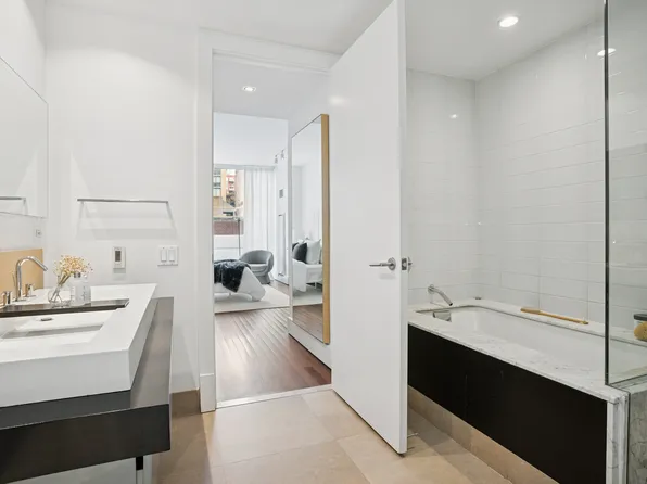 163 West 18th Street image 6 of 9