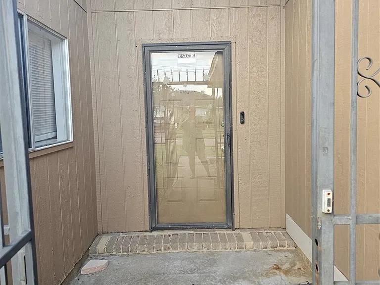 1322 Fieldstone Dr — Photo 5