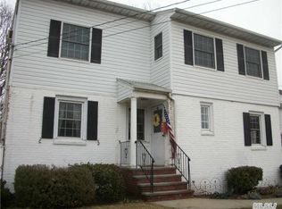 2673 Remsen St, Baldwin, NY 11510