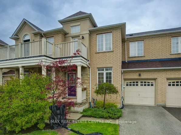 28 Glendarling Cres, Hamilton, ON L8E 0A9