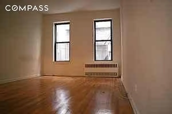 Rented by Compass | media 10