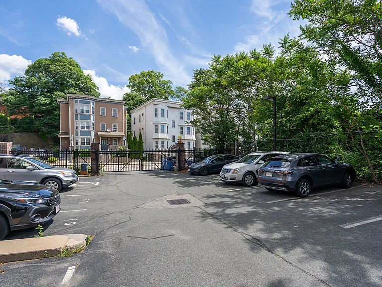 240 Heath St #8 — Photo 26